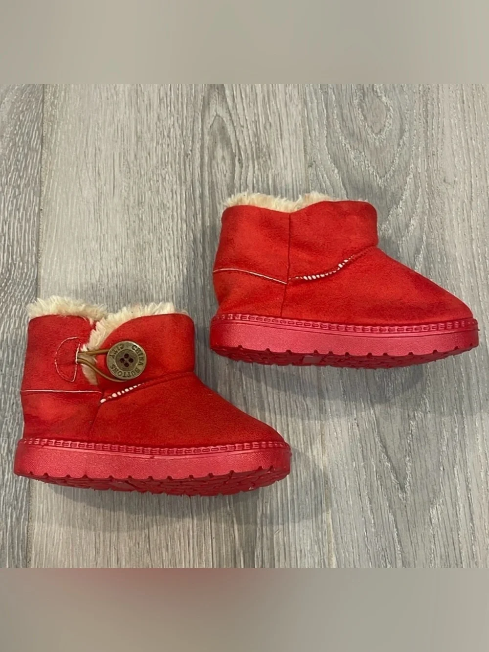 China Buttons City Toddler Girls Boots, Red, Fleece Lined Size 26